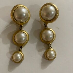 Elegant Gold and Pearl Drop Earrings